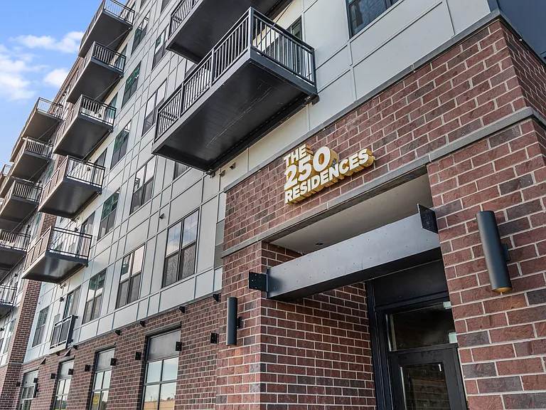 The 250 Residences — Photo 29