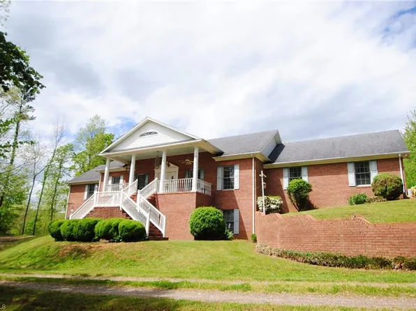 2904 Baltimore Rd, East Bend, NC 27018