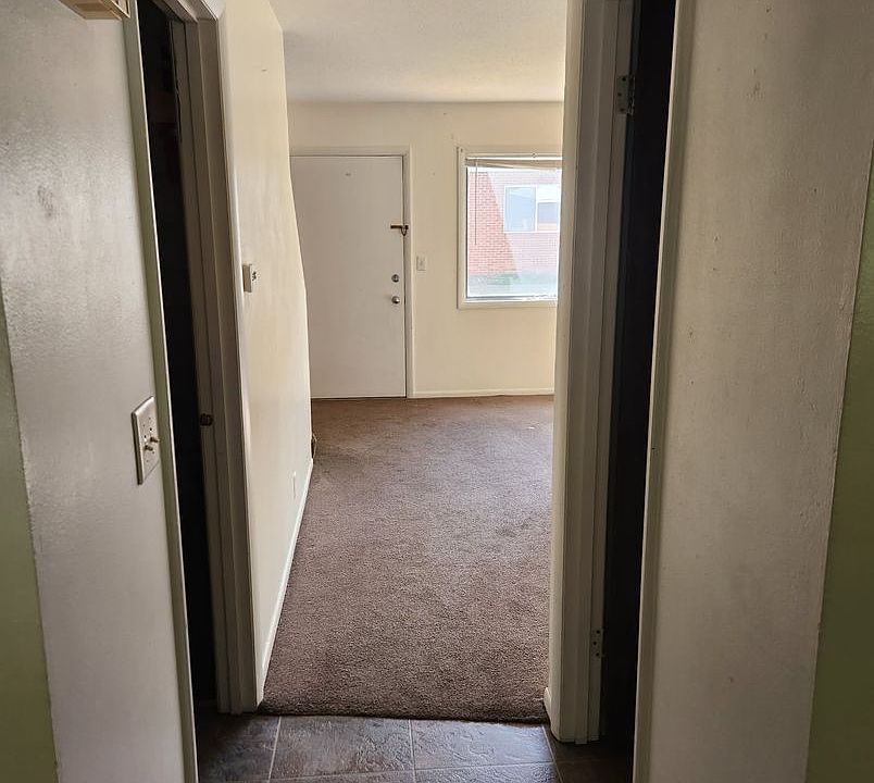 1st image of 342 E Park Ave Unit 11