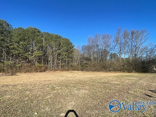 2nd image of LOT 2 Summertree Way NE Lot 2