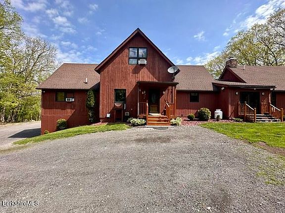 4th image of 65 Johnny Cake Hill Rd