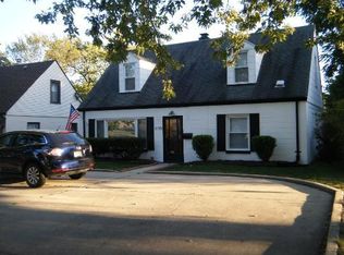 513 S Nolton Ave, Willow Springs, IL 60480