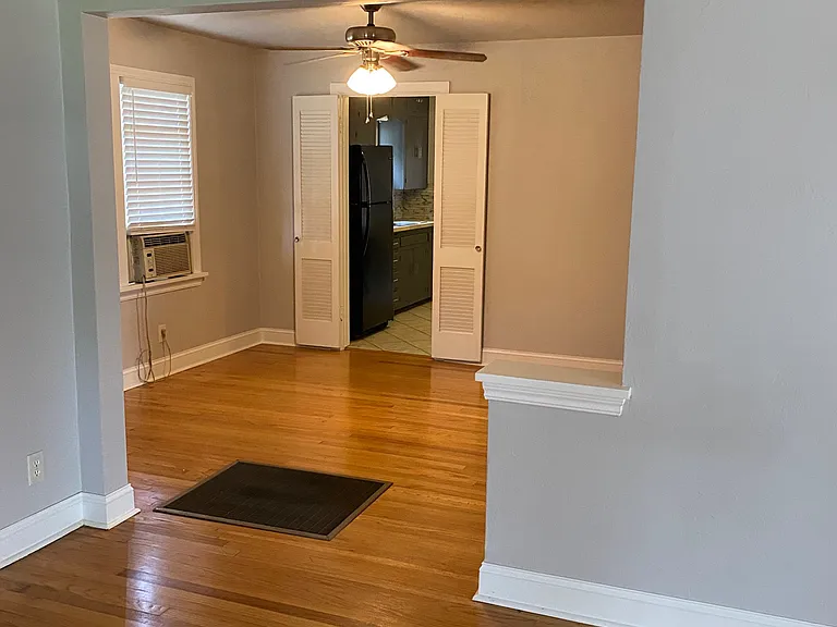 3716 N Shartel Ave — Photo 9