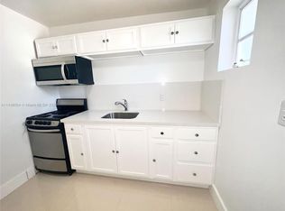 6410 SW 2nd St #B, Miami, FL 33144