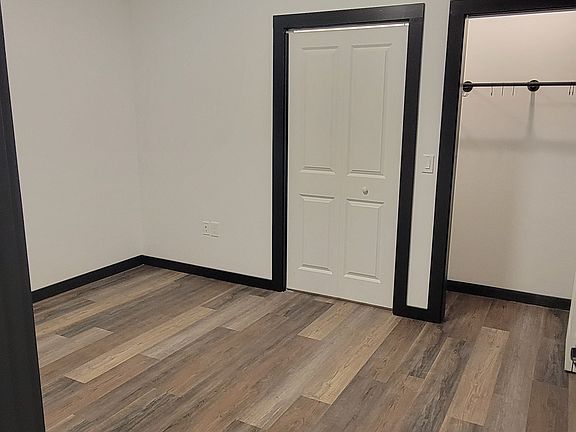5th image of 121 Penn Ave #105