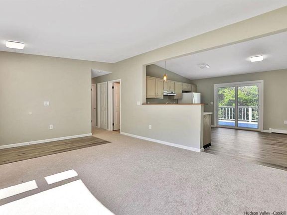 Open floor plan for living room and kitchen