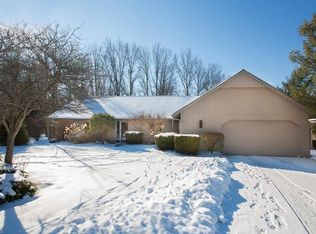22053 Little Brook Way, Strongsville, OH