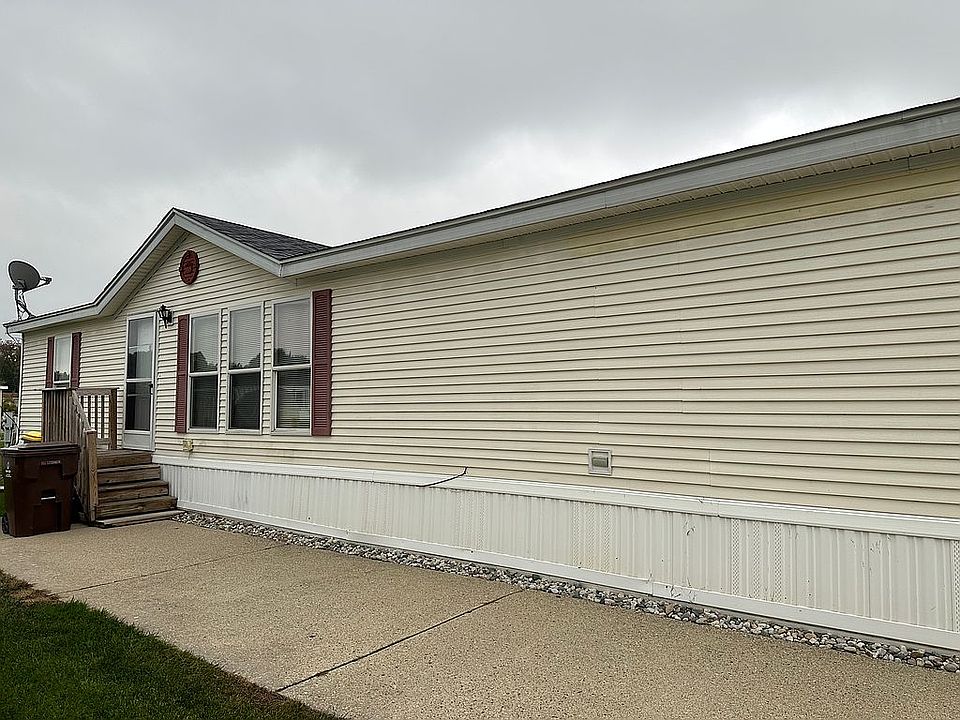 1st image of 689 N Gallery Dr