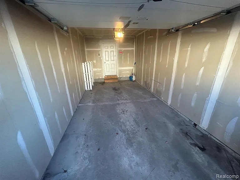191 Amys Walk — Photo 39