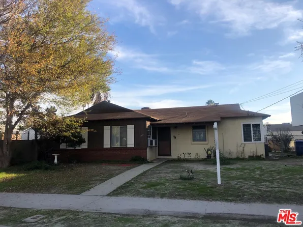 10820 Penrose St, Sun Valley, CA 91352