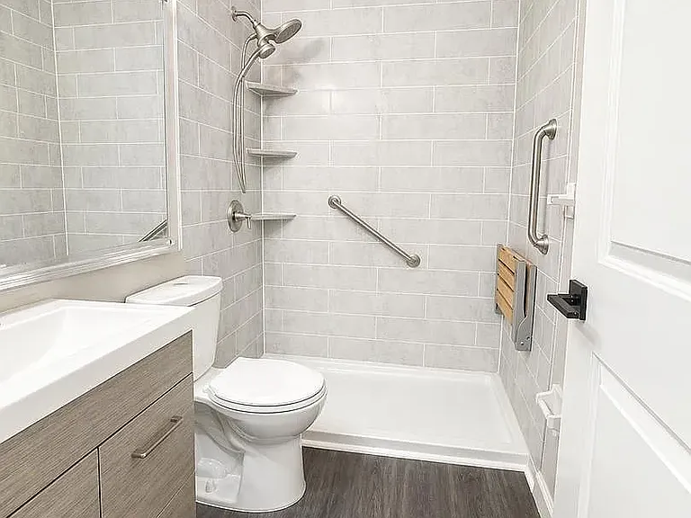 51 Chiswick Dr — Photo 7