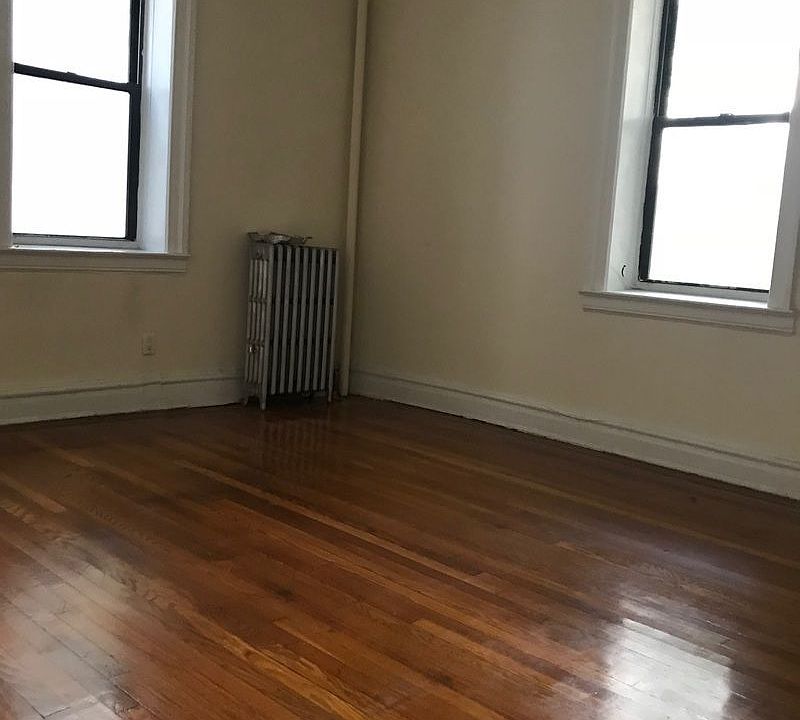 2nd image of 1060 Ocean Ave APT B12