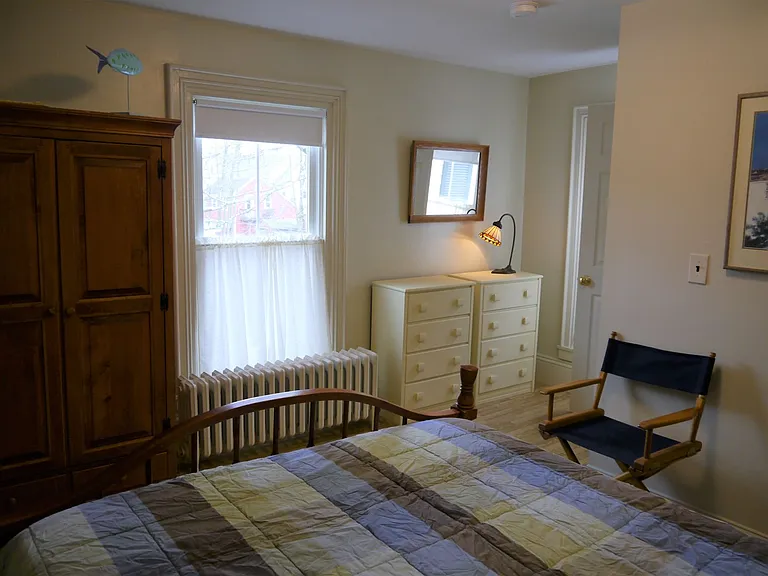 9 Cedar St — Photo 2