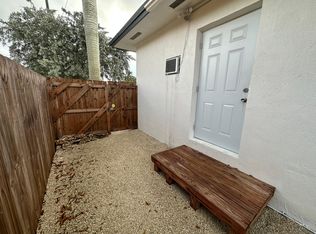 586 SW 5th St, Florida City, FL 33034