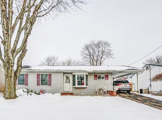 6 Colby Ct, Parlin, NJ 08859