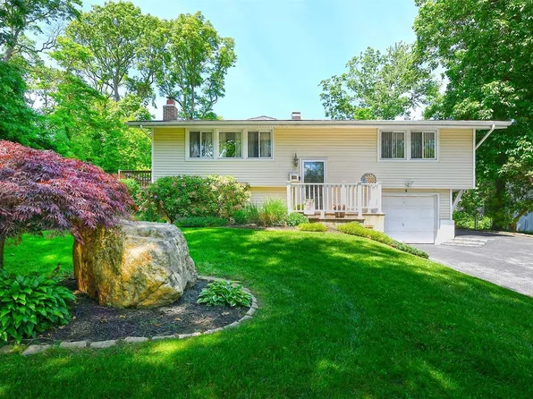 5 Redleaf Lane, Commack, NY 11725