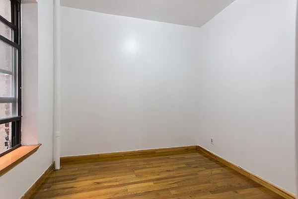 Rented by Citi Habitats | media 9