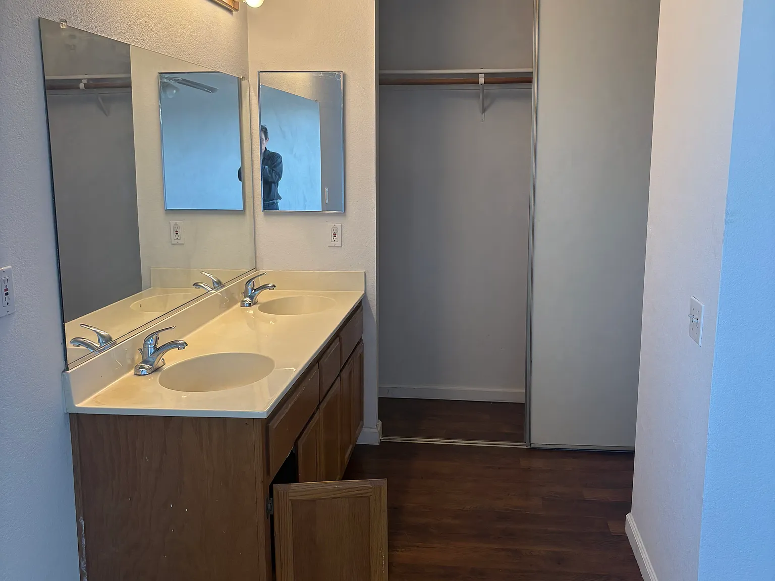 3 bed, 1400 sqft, $3,600 — Photo 4