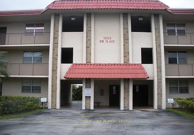 1st image of 3900 NW 76th Ave APT 216