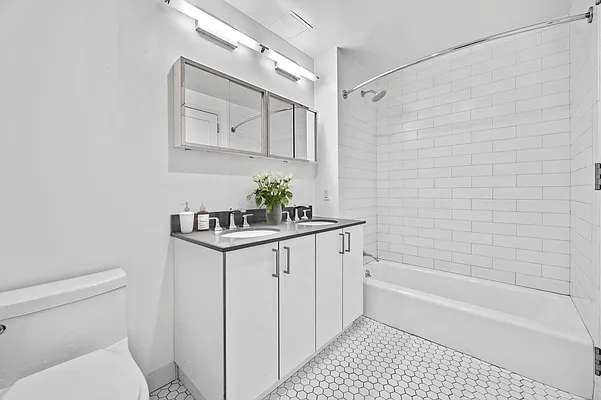 Rented by Nest Seekers International | media 5