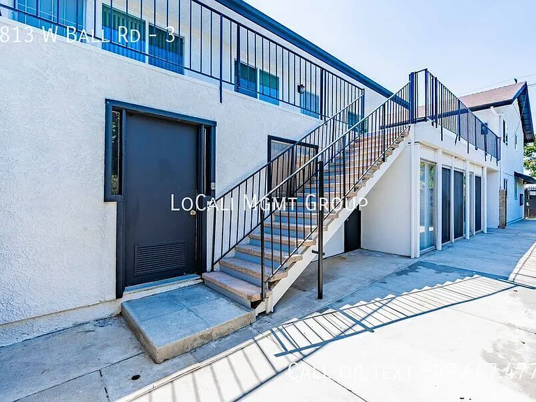 1813 W Ball Rd #3 — Photo 3