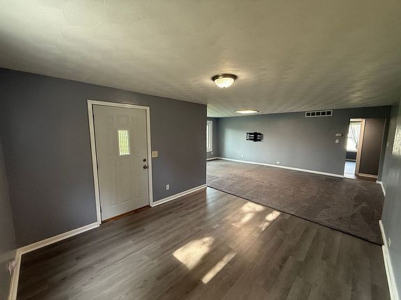 4th image of 7149 Stellhorn Rd