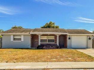 11610 Meadow Dr, Port Richey, FL 34668