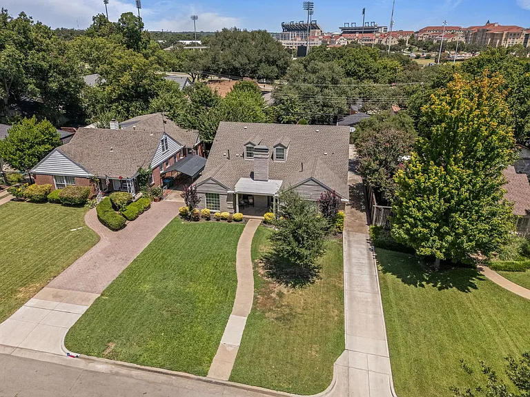 3518 Westcliff Rd S — Photo 42
