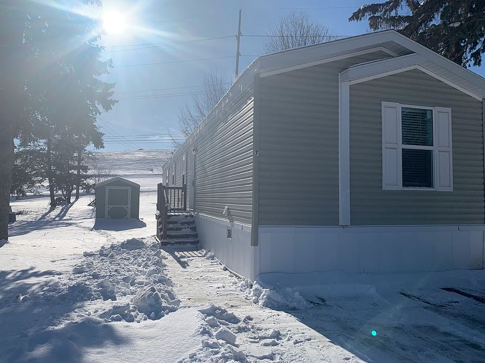 1st image of 47 Bluebird Hill Dr #75