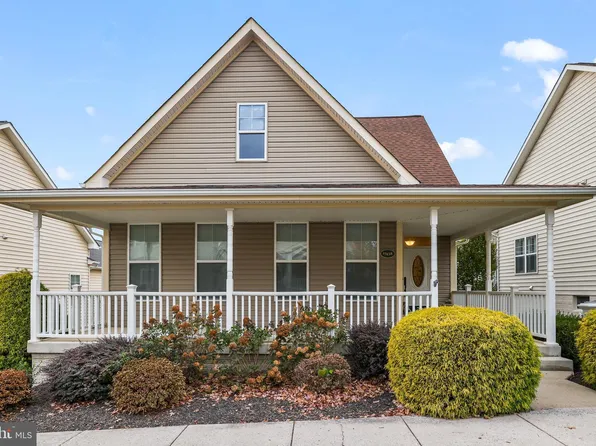 17438 Lethridge Cir, Round Hill, VA 20141