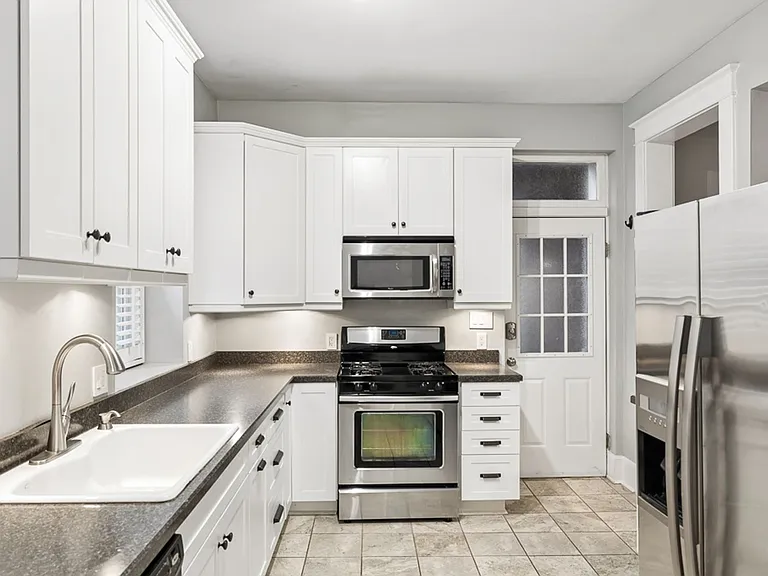 912 Matoaka St #1 — Photo 10