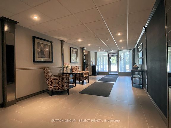 4th image of 35 Green Valley Dr #609