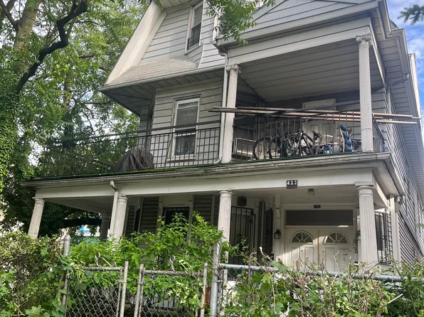 422 Avenue C image 1 of 1