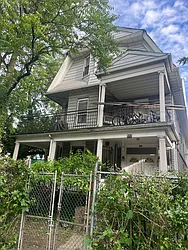 422 Avenue C, #1
