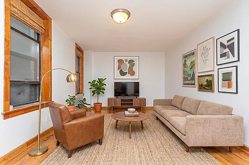 100 Broadway #3D Photo 1