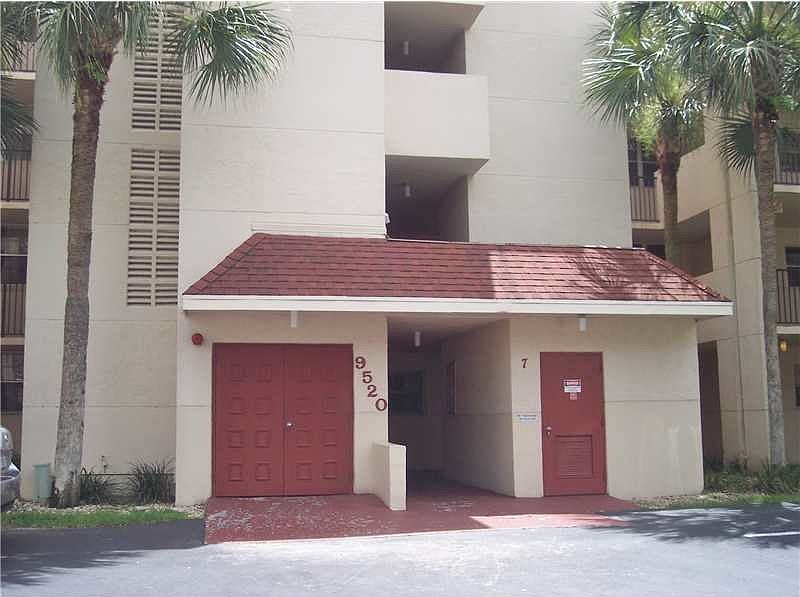 1st image of 9520 Seagrape Dr APT 104