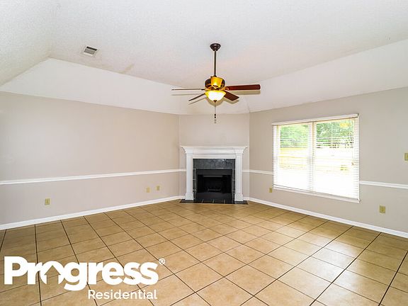 4th image of 8669 Sandy Hill Cv E