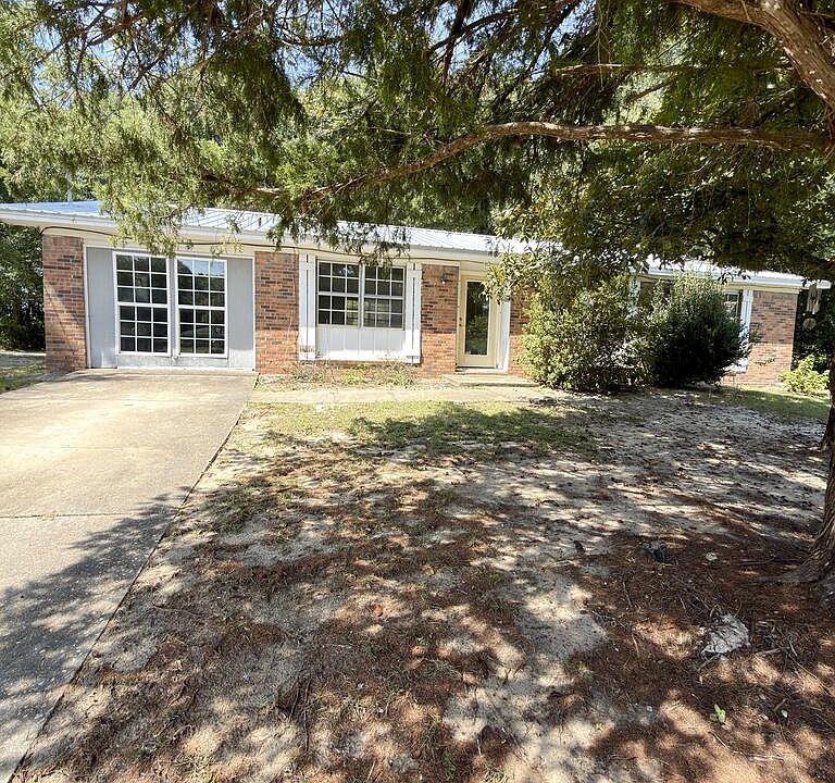 1st image of 81 McReal Dr