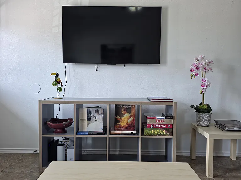 912 Wildrose Ln #C7 — Photo 2