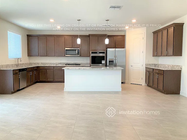 11417 W Edgemont Ave — Photo 3