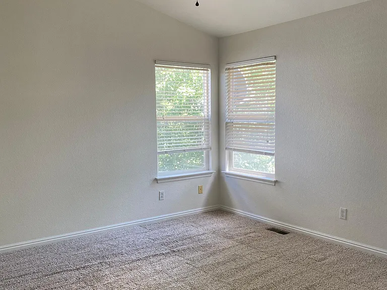 9200 E Kansas Pl — Photo 14