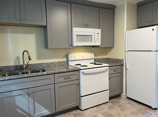 49 Carver Cir, Portsmouth, VA 23701