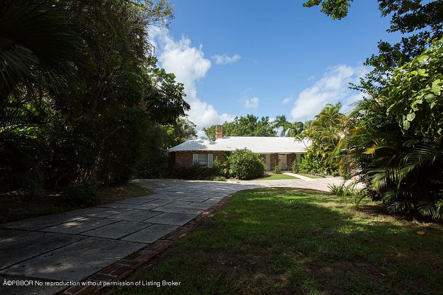 2nd image of 756 Hi Mount Rd