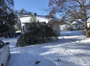 405 Magnolia Dr, Springfield, IL 62702