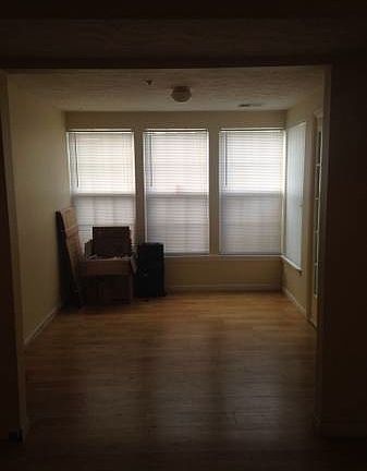 4th image of 624 Belle Dora Ct