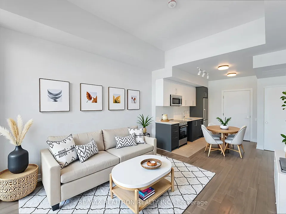 664 Spadina Ave #1005