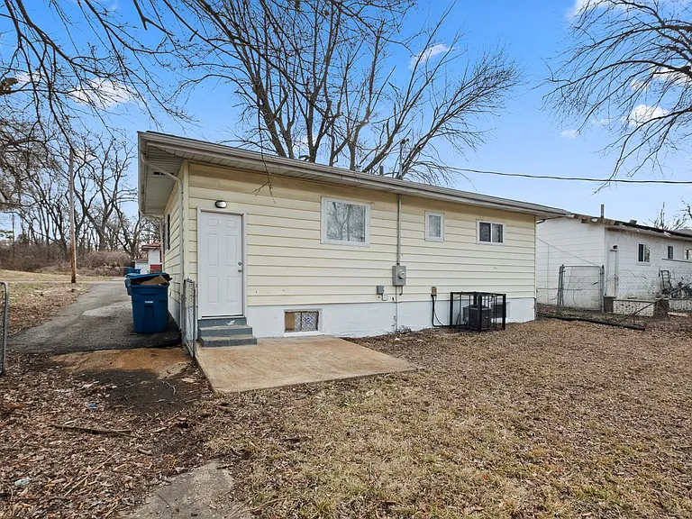 10521 Duke Dr — Photo 28