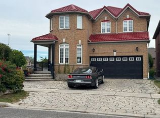 27 Pickthall Ter, Toronto, ON M1E5K9