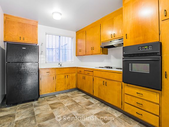 4th image of 3715 17th St APT 102