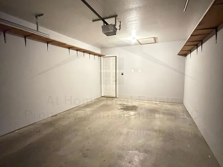 427429 Sabre Cir — Photo 30